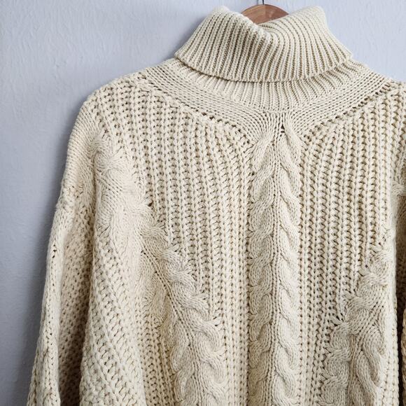 NWT Cream Cable Knit Turtleneck Sweater Balloon Sleeve Chunky Knit S/M - Picture 4 of 12
